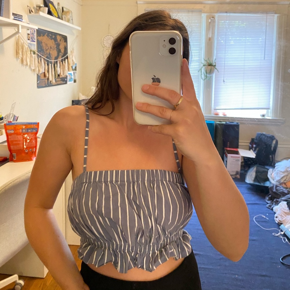 Urban Outfitters crop top